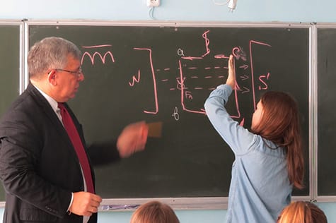 Урок физики