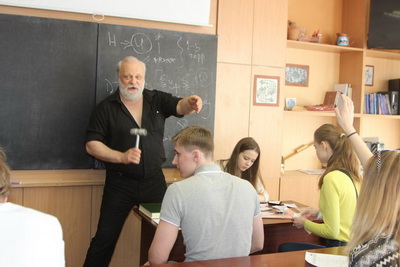 Экономический клуб для детей частной школы «Взмах»