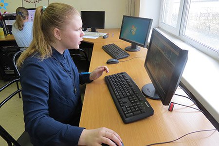 в компьютерном классе