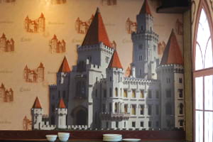 Едим в школьном кафе