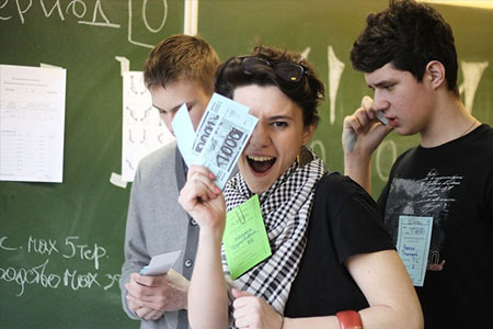 Деловыи игры школьников старшей бизнес-школа «Взмах», Кировский район спб.