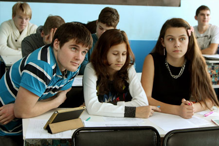 Деловыи игры школьников старшей бизнес-школа «Взмах», Кировский район спб.