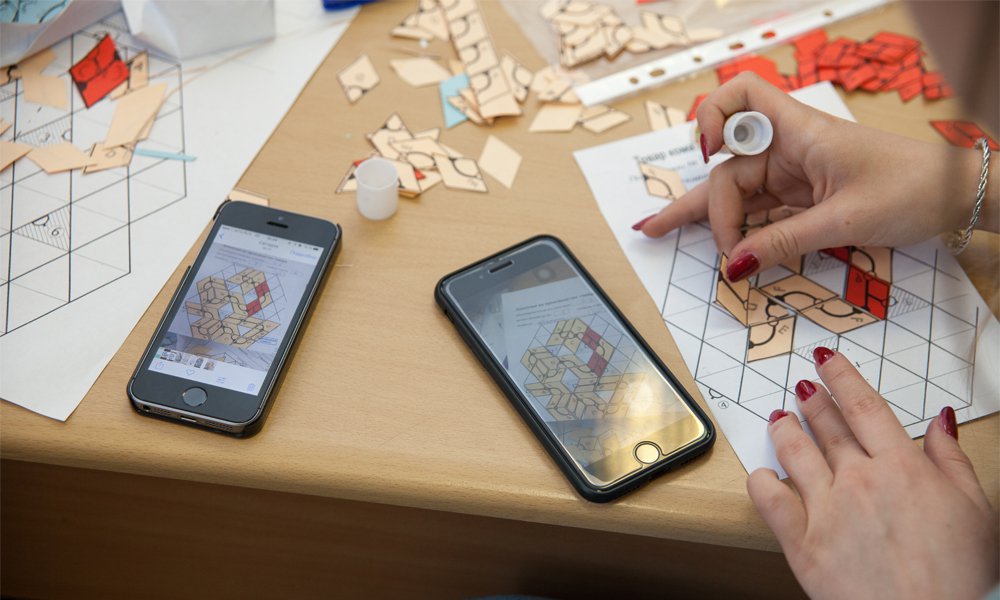 Быть можно дельным человеком...