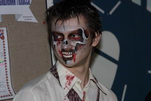 Тематический Новый Год в школе «Взмах» - Ужасы нашей школы