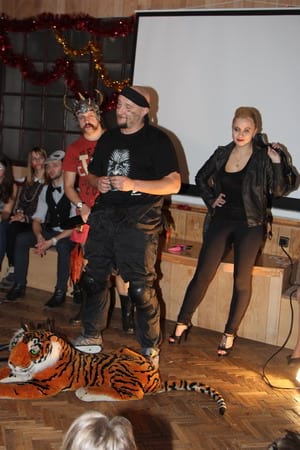 Тематический Новый Год в школе «Взмах» - Ужасы нашей школы