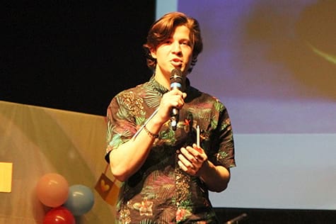 Артемий Сурин