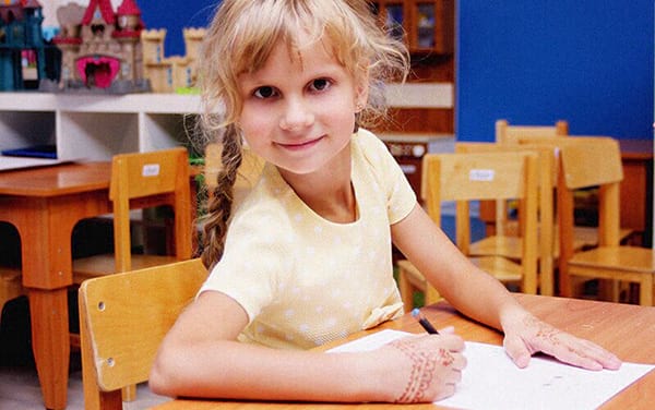 занятия в детской художественоой студии в Кировском районе