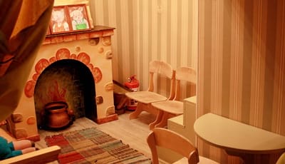 Частный детский сад «Взмах» в Центральном районе – Кукольный театр