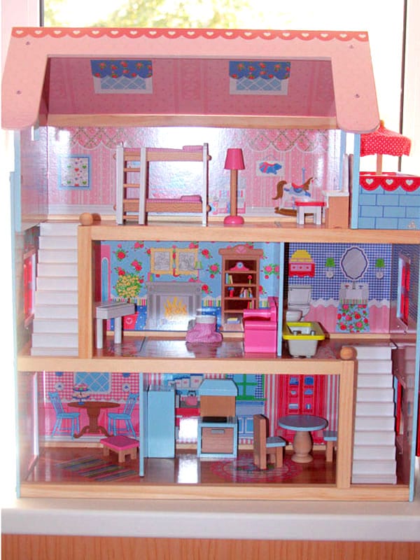 Англоязычный детский сад «Взмах у озера» – маленький уютный домик