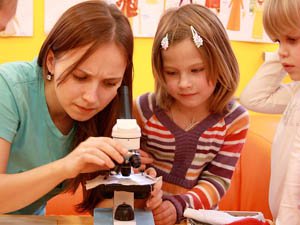 Частный детский сад «Взмах», выборгский район – Смотрим в микроскоп