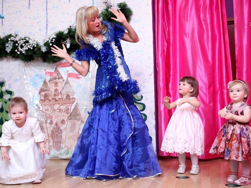 Частный детскай сад – Новый год у малышей