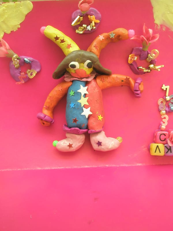 Частный детский сад «Взмах», Кировский район. Картины детей ИЗО студии «Веселые картинки». Преподователь – Крылова Светлана.