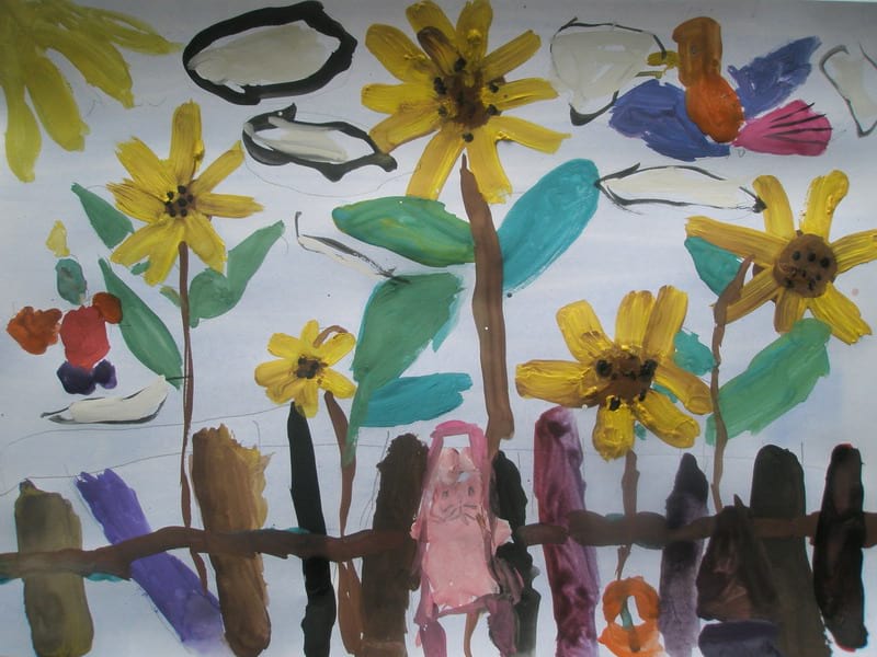 Частный детский сад «Взмах», Кировский район. Картины детей ИЗО студии «Веселые картинки». Преподователь – Крылова Светлана.