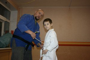 Частный детский сад «Взмах», Кировский район. Тренировки по каратэ для детей. Занятия ведет Годун Глеб Владимирович, призер Чемпионата России, мастер спорта по рукопашному бою