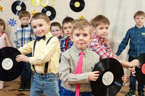 Частный детский сад «Взмах» – Собственный английский театр.