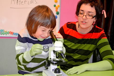 Частный детский сад «Взмах» – Science, History of Great Britain, Messy Play, Nursery Rhyme Time, Cooking Class, занятия в монтессори-среде