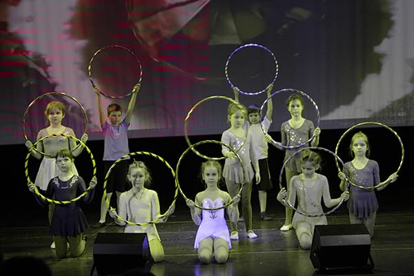 Выступление с обручами