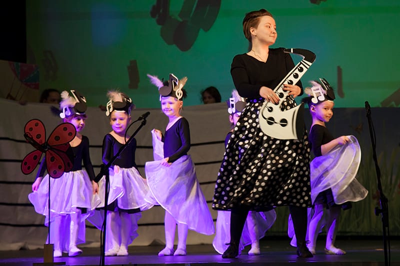 Самые маленькие участники — веселые нотки