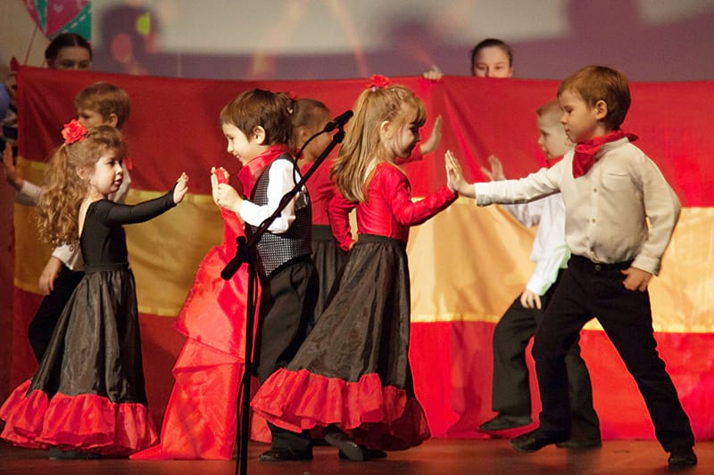 Танец с картами