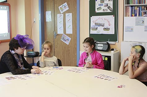 Частная начальная школа «Взмах», Кировский район спб – занятия английским языком проходят в небольших группах