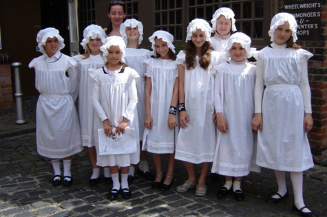 Ученики частной школы Взмах в Англии